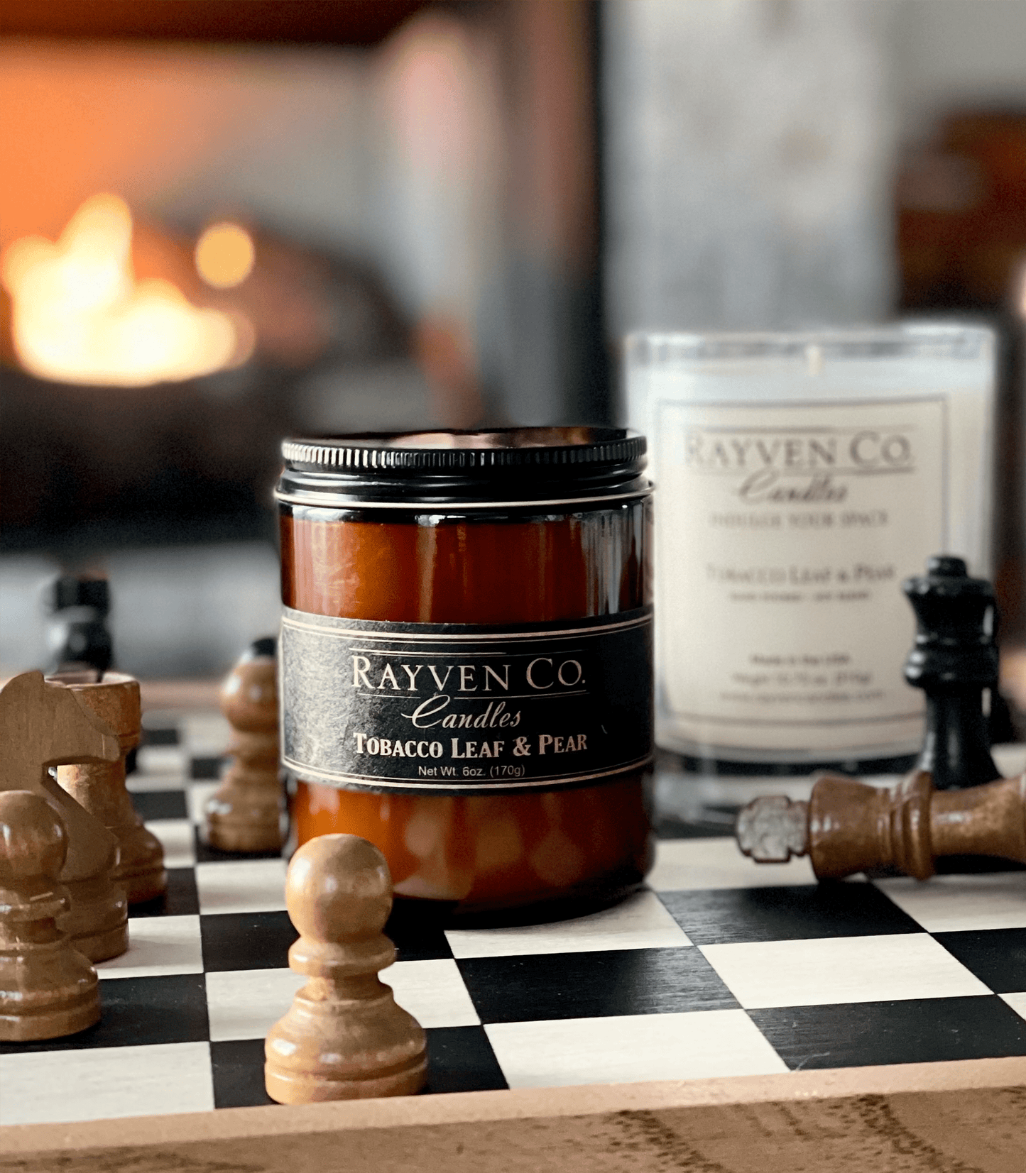 Hint of tobacco scented candle