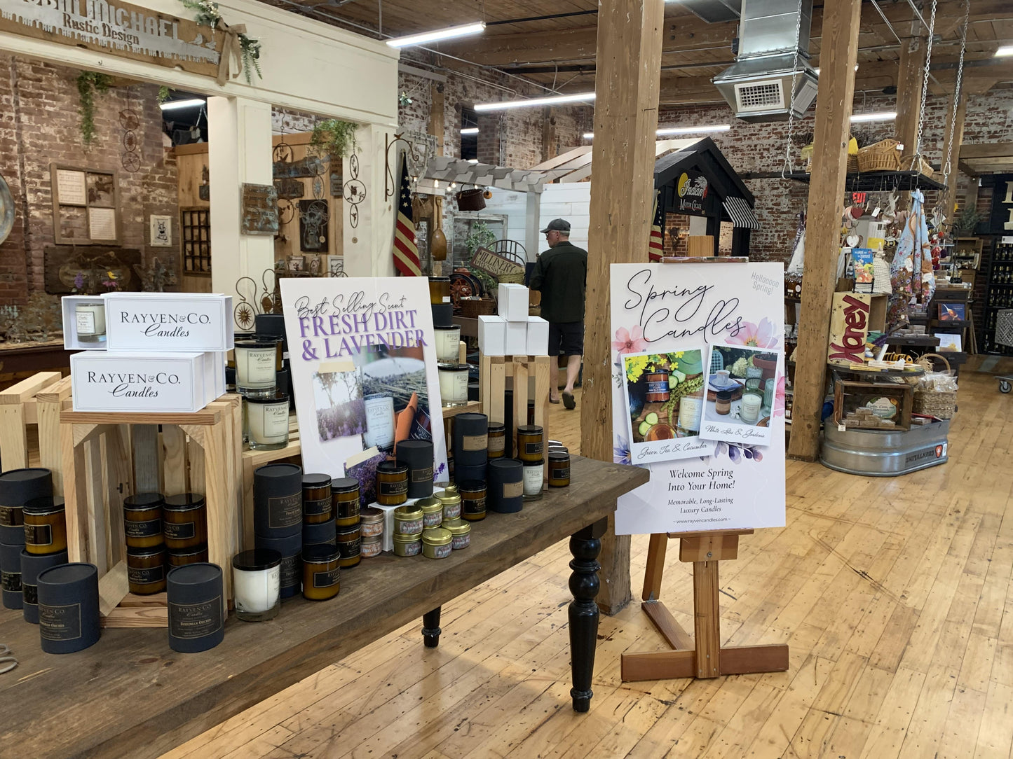 Rayven & Co. Candles Store